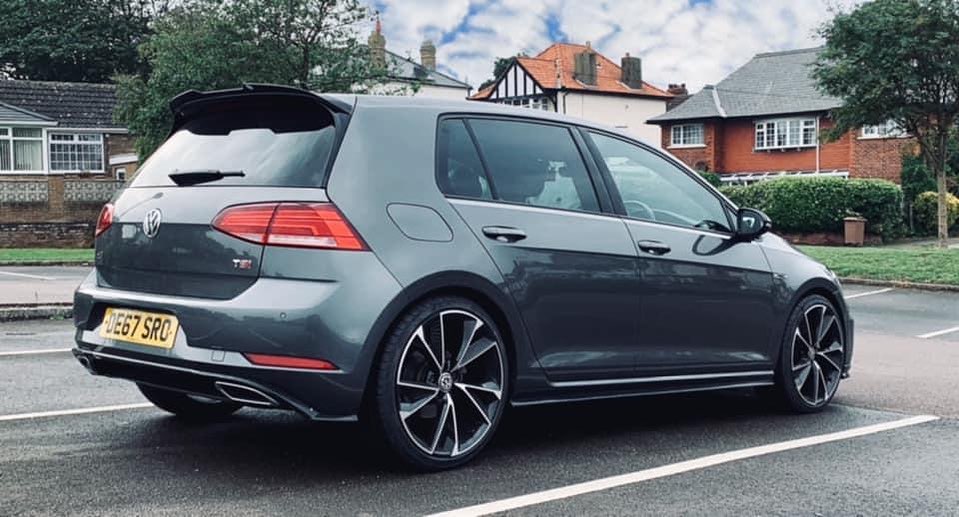 Volkswagen Golf                                                     19 inch RS7 STYLE ALLOY WHEELS 